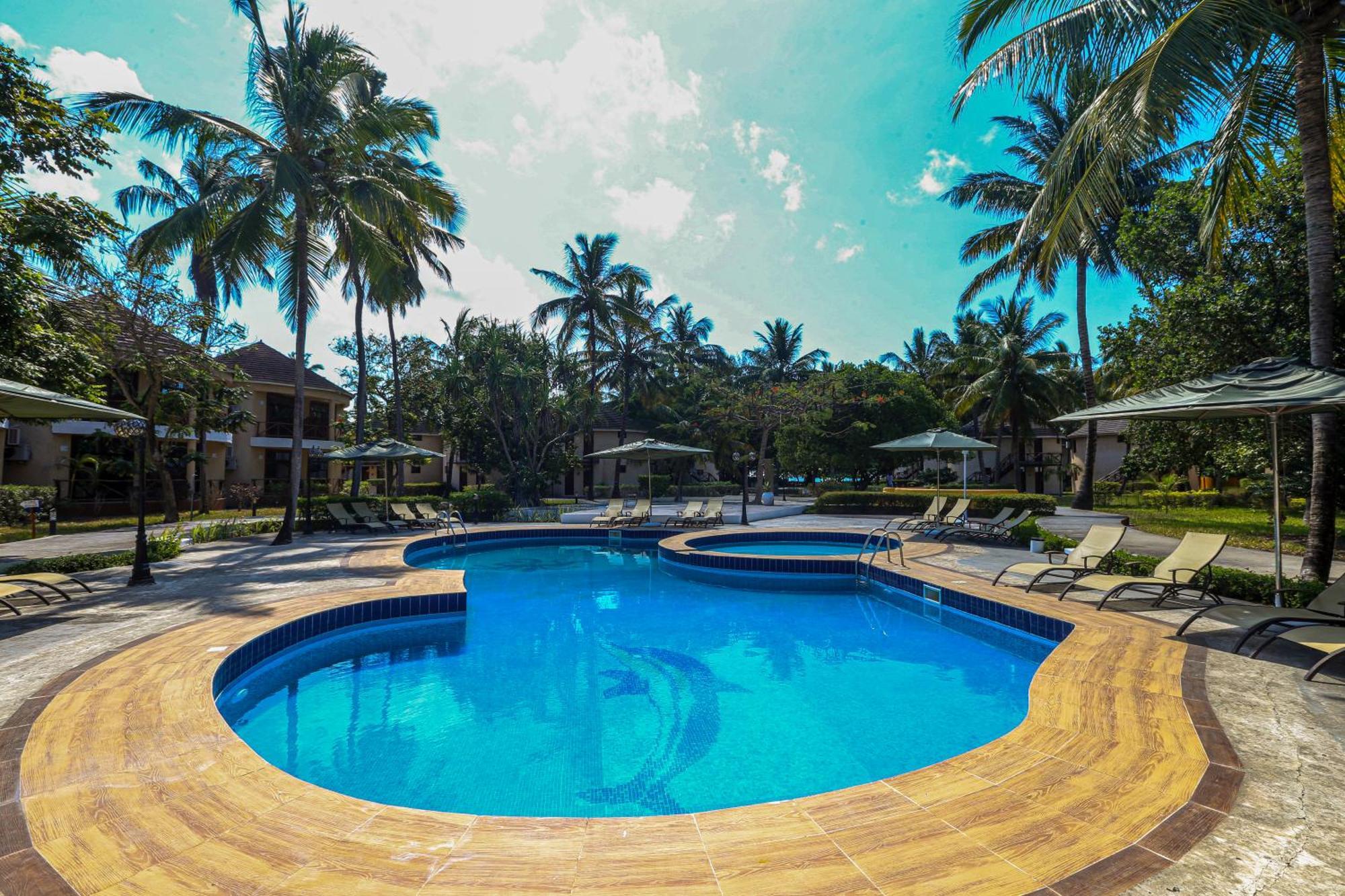 Sansi Kae Beach Resort Michamvi Kae Экстерьер фото