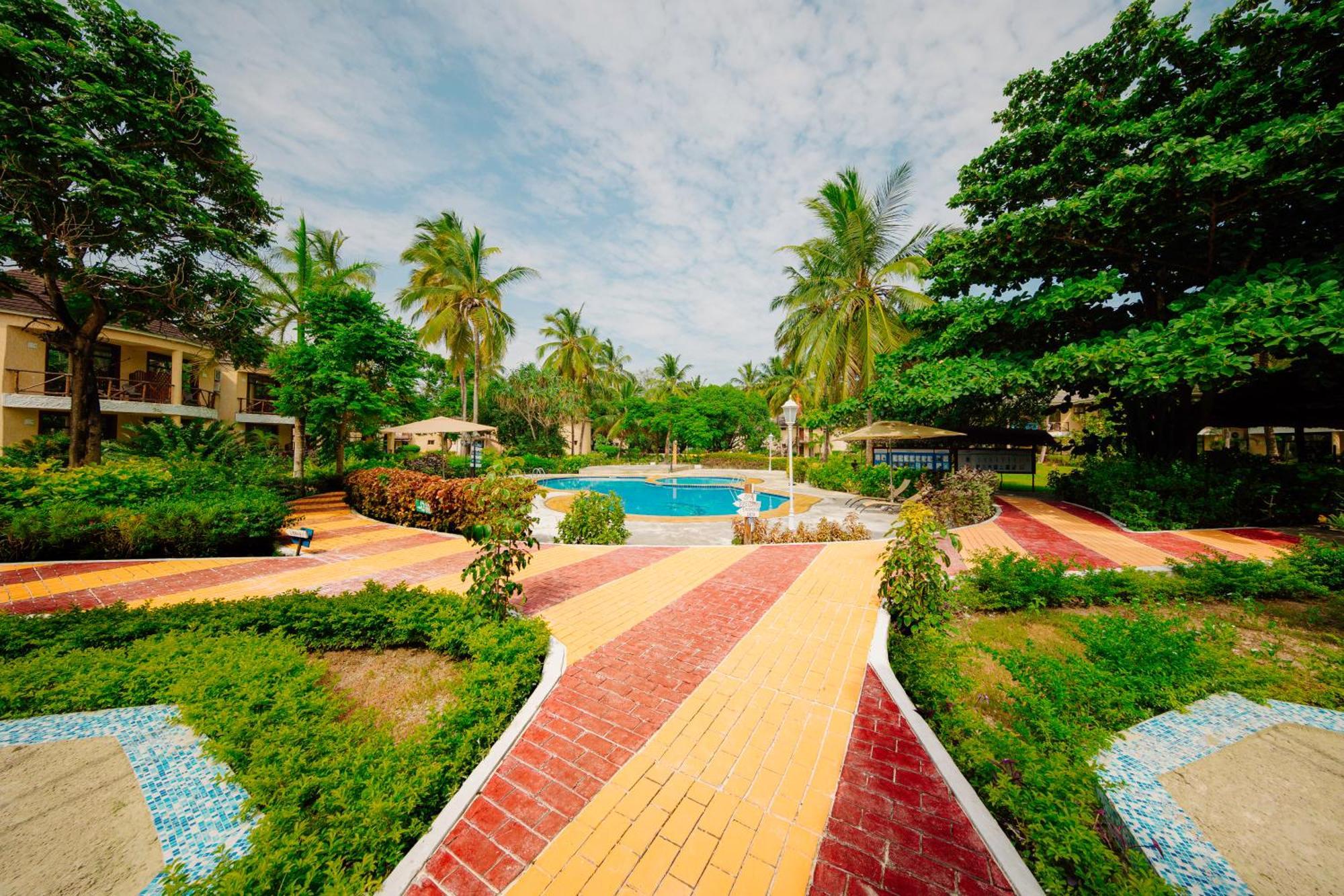 Sansi Kae Beach Resort Michamvi Kae Экстерьер фото