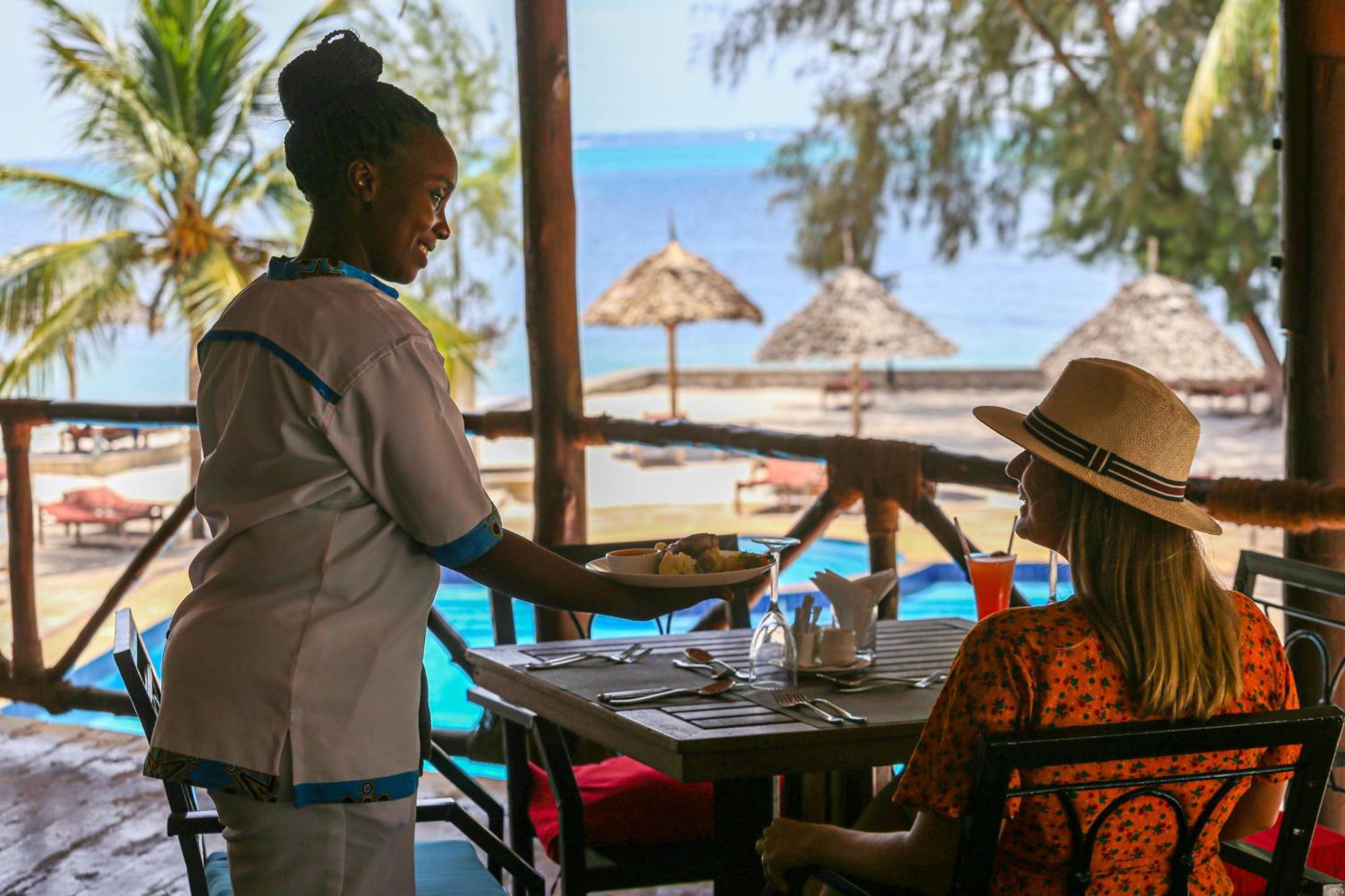 Sansi Kae Beach Resort Michamvi Kae Экстерьер фото