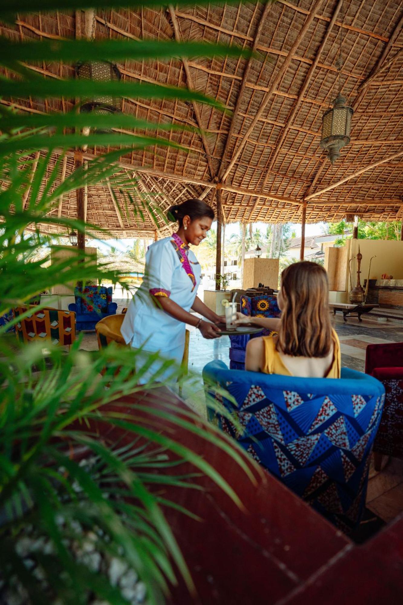 Sansi Kae Beach Resort Michamvi Kae Экстерьер фото