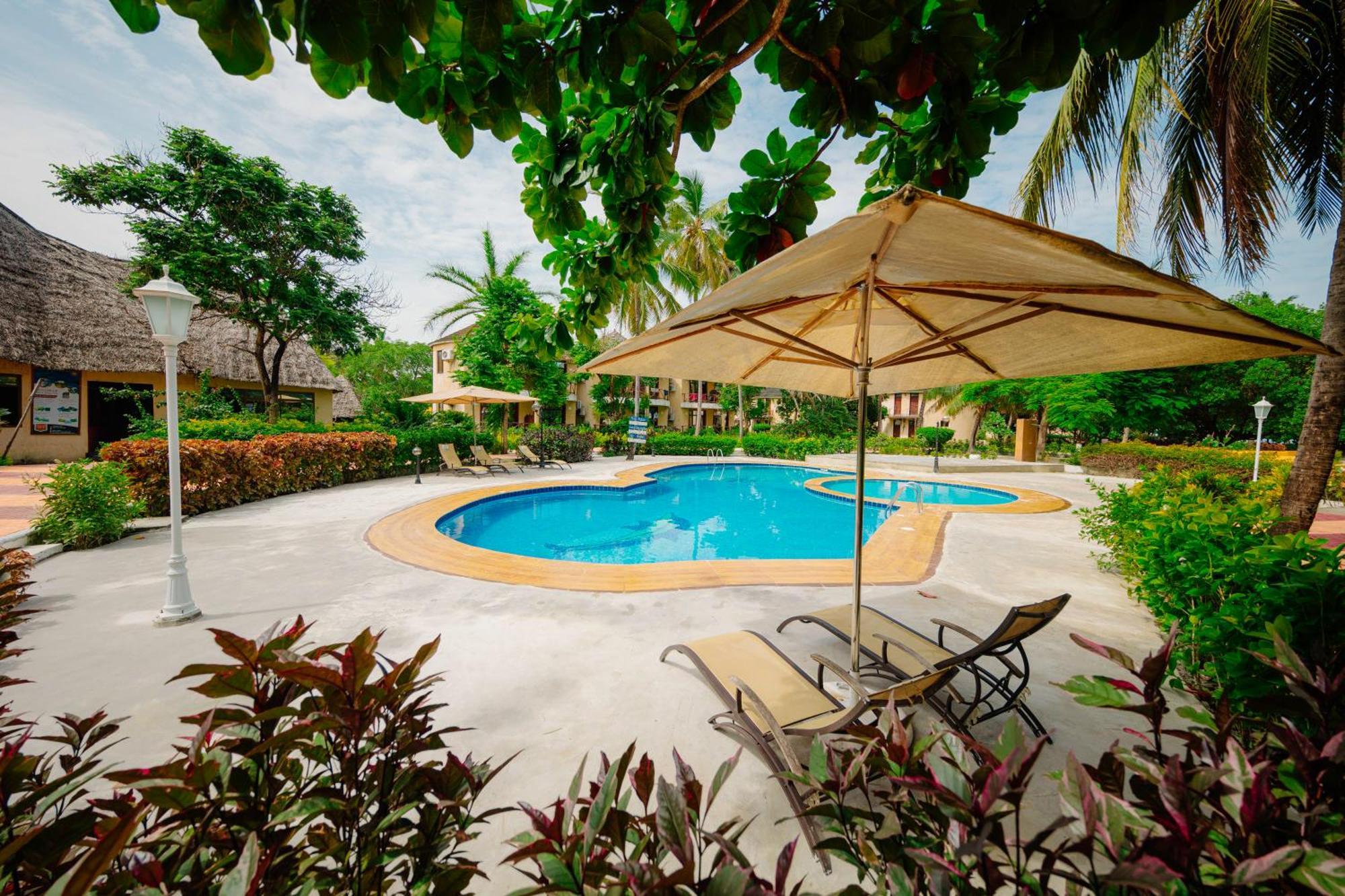 Sansi Kae Beach Resort Michamvi Kae Экстерьер фото